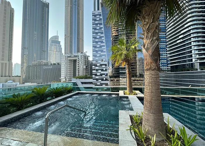 Lux Bnb Upper Crest Tower I Skyline Views