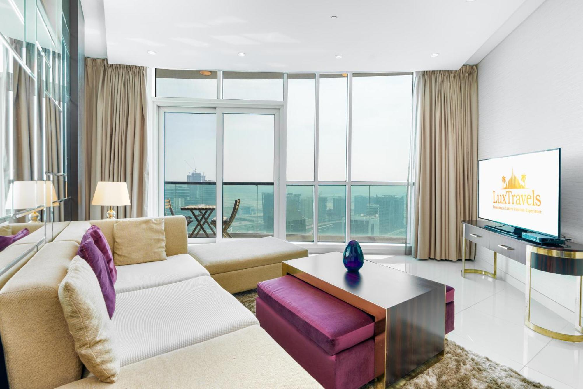 Apartment Lux Upper Crest Tower I Skyline Views *