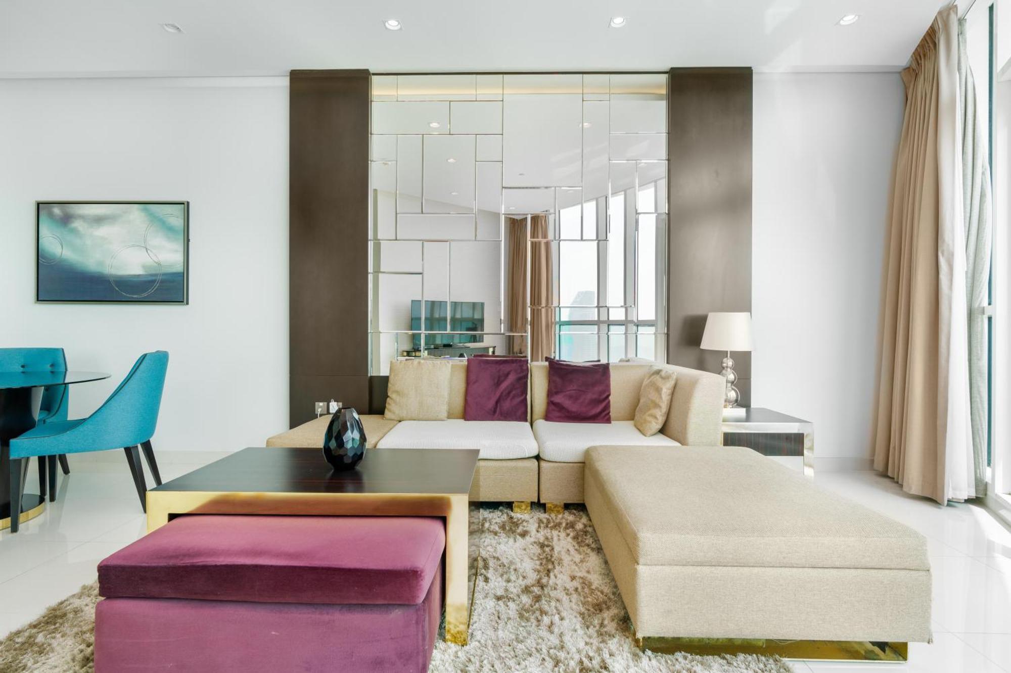 Apartment Lux Upper Crest Tower I Skyline Views Dubai