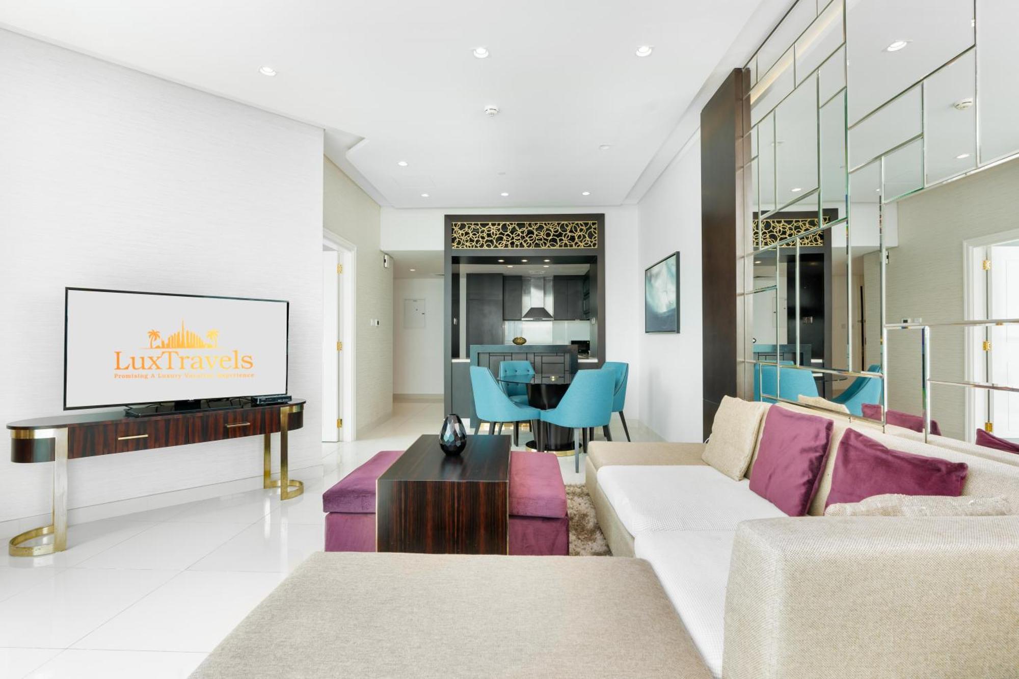 Apartment Lux Upper Crest Tower I Skyline Views Dubai